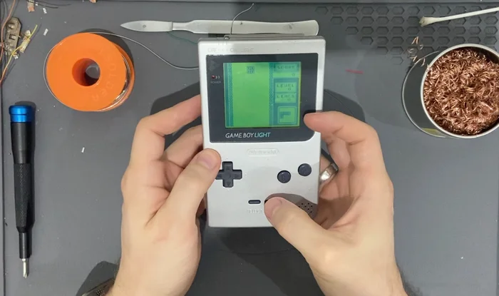 Rare Gameboy Light Repair. Everything is broken! Power, screen, buttons, sound - My, Repair of equipment, Nintendo, Gameboy, Retro, Games, Gamers, Consoles, Tetris, Repair, Retro Games, Breaking, Youtube, Video, Longpost