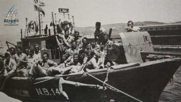 ...и британская противотанковая двухфунтовка