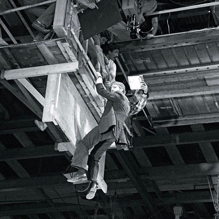 ���� ������ ��������� ������������� � �������� �����.