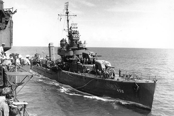 Обстрелявший японский флагман эсминец USS Laffey