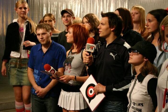      2003 . ( )  ,  , ,  , MTV,  , 
