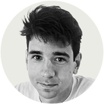 Constant Méheut сообщает о войне на Украине, включая события на поле боя, атаки на гражданские центры и то, как война влияет на людей.