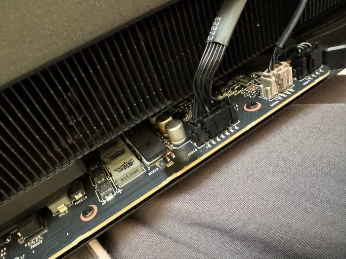   ASUS RTX 5090 ROG Astral  $2800 ,  ,  , , , , Asus, Nvidia, , , , 