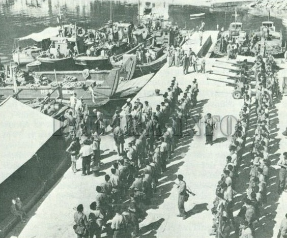 Смотр морской пехоты НОАЮ, 1945 г.