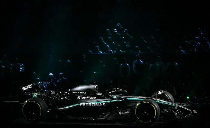 Formula 1. F1 75 Live Review - 2025 Livery Show Ceremony - Автоспорт, Race, Formula 1, Commands, Presentation, Show, Ferrari, Mclaren, Red bull, Mercedes, Aston martin, Alpine, Haas, Williams racing, Sauber, World championship, Longpost