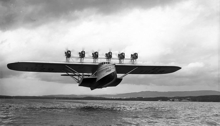 Взлет Dornier с новыми моторами