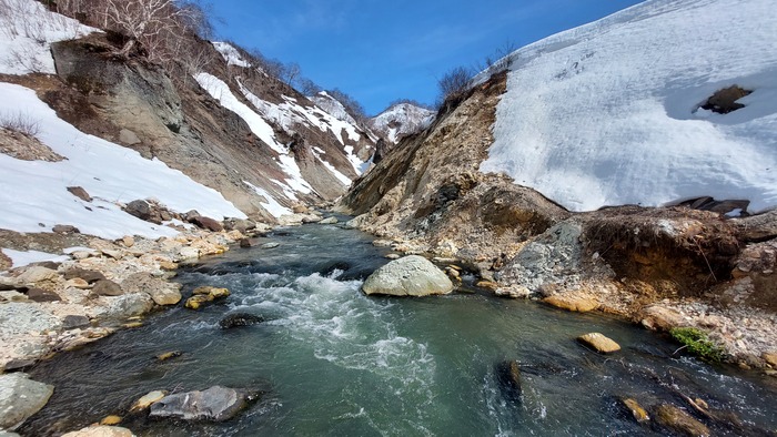 Долина гейзеров в апреле