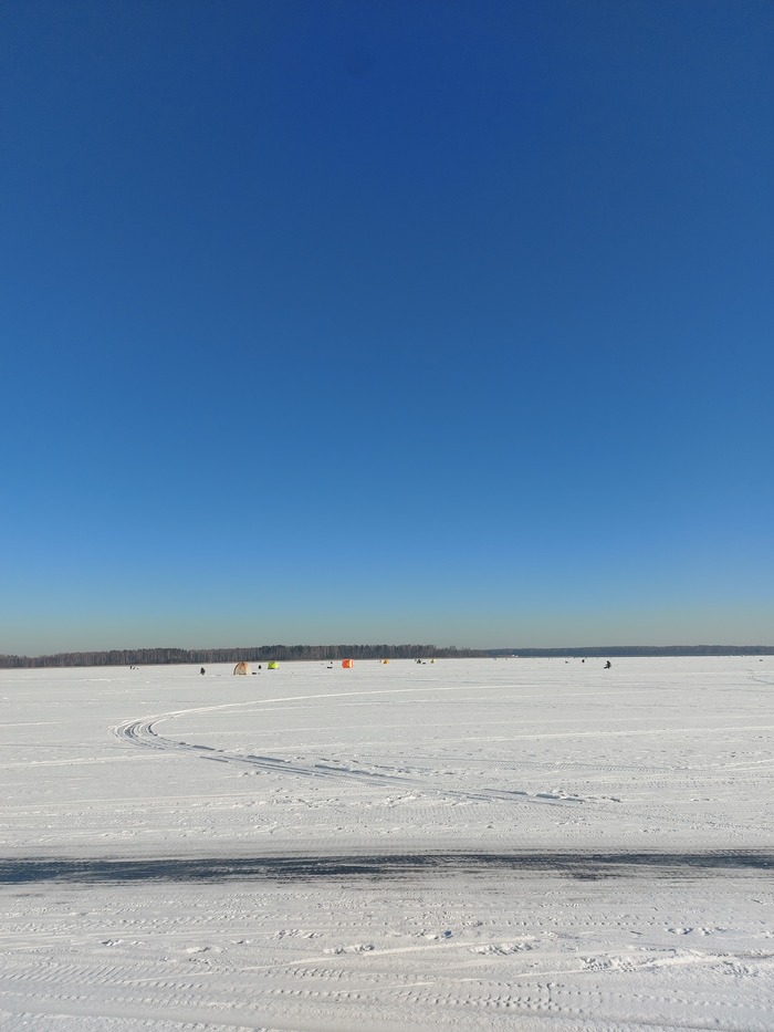 Рыбаки ловили рыбу, а поймали рака...