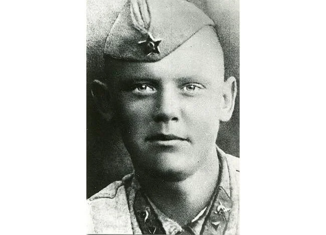 Кто на самом деле сыграл знаменитого алкоголика из фильма «Операция Ы и другие приключения Шурика»? Автор, Актеры и актрисы, Советские актеры, Смех (реакция), Юмор, Цитаты, Знаменитости, СССР, Советское кино, Отрывок, Фото со съемок, Леонид Гайдай, Биография, Telegram (ссылка), Длиннопост, Фильмы, Классика, Видео, Короткие видео