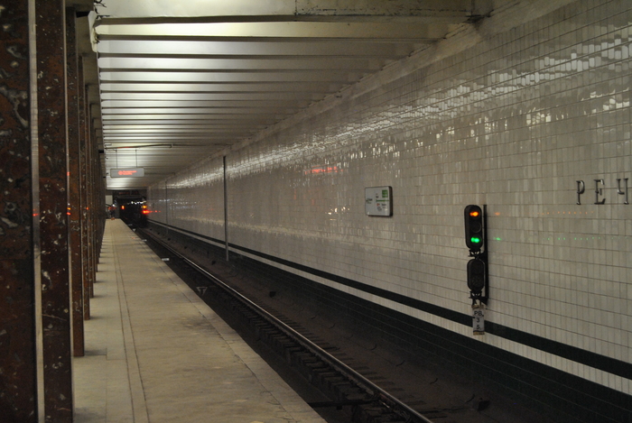 Этот снимок, на удивление, вышел чётким и довольно светлым.. ISO 800, 1/30, f/5, 42 мм