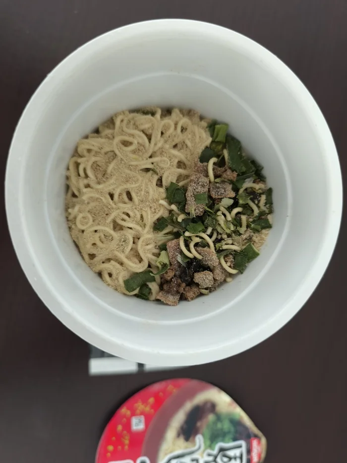 Tonkotsu Ramen Garlic Butter Review - My, Noodles, Products, Men's cooking, Soup, Doshirak, Ramen, Longpost