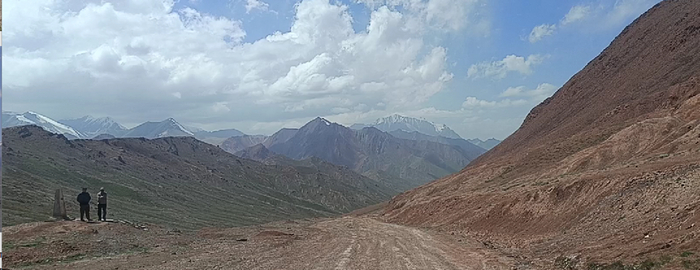 Нейтрарльная территория Таджикистана и Кыргизтана.