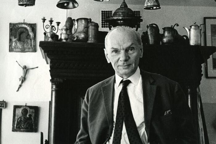 Акимов Николай Павлович, с 1935 года (с перерывом) — художественный руководитель Ленинградского театра Комедии (ныне Санкт-Петербургский академический театр комедии имени Н.П. Акимова).