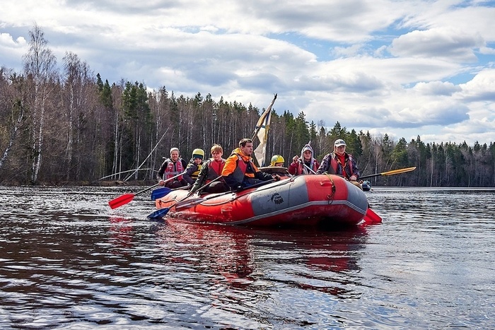 Да, тут рафт, но ходят и на пакрафтах)