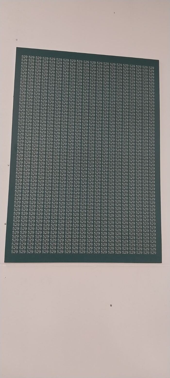 Странная картина