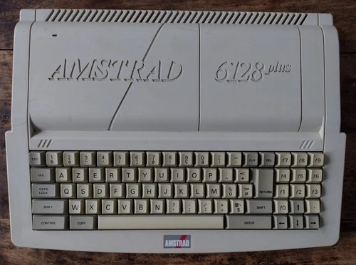  Amstrad cpc 6128+