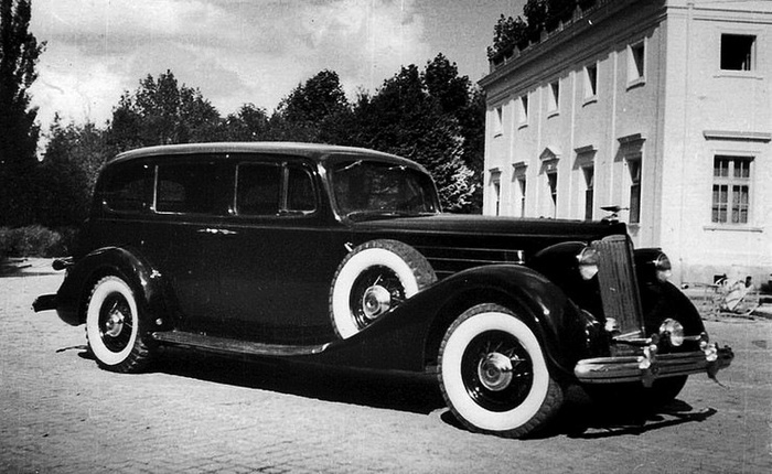 Packard Twelve
