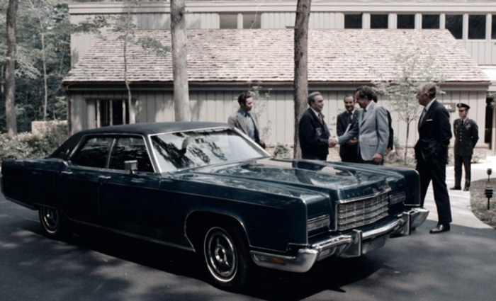 ,   Lincoln Continenta