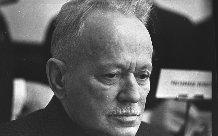 Лауреат Нобелевской премии по литературе Михаил Александрович Шолохов