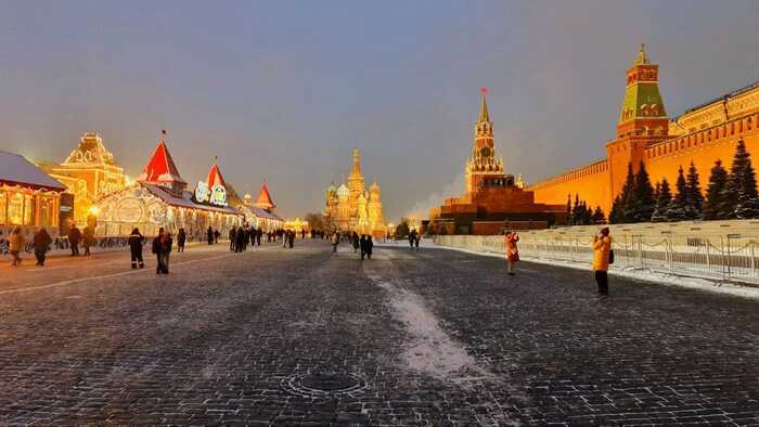 Красная площадь, хотя я бы назвал её Скользкая площадь)