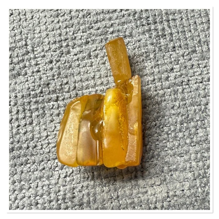 Microcat made of amber - My, Needlework with process, Friday tag is mine, Needlework, With your own hands, Stone carving, cat, Amber, Longpost