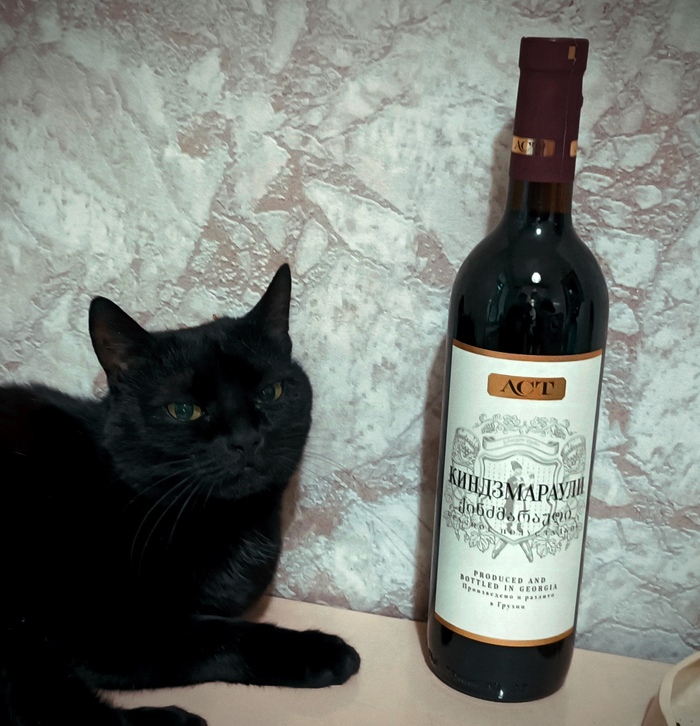 Отдыхает после тяжёлой рабочей недели