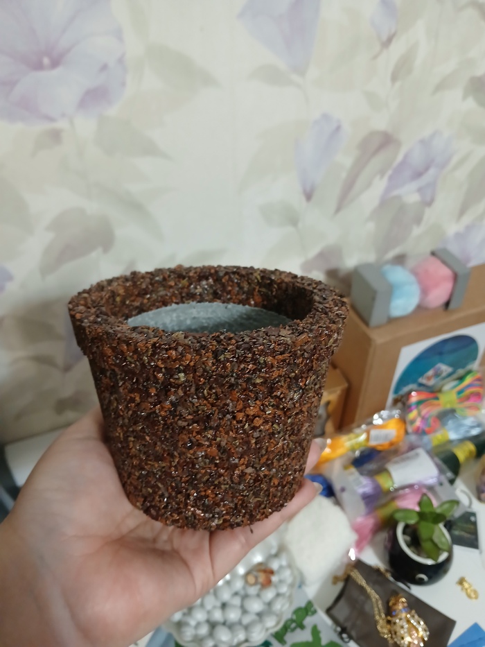 Из мрамора, златолита, кремния, яшмы!