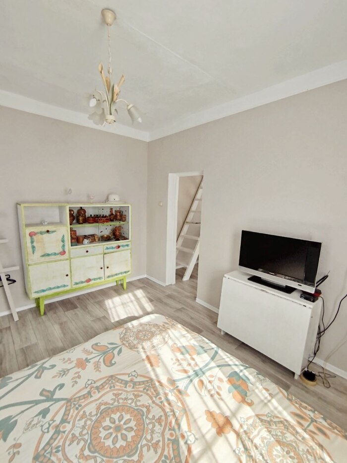 :       ,     ,     .    ,    2025