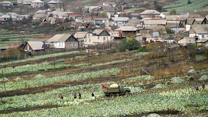 ��������� ���� � ���������/ � <!--noindex--><a href="https://pikabu.ru/story/molokane_iz_fioletova_kak_zhivet_samaya_zakryitaya_russkaya_obshchina_v_armenii_12444688?u=http%3A%2F%2Fjam-news.net&t=jam-news.net&h=99939456897d7b50c8e83e2b01612961546e68f1" title="http://jam-news.net" target="_blank" rel="nofollow noopener">jam-news.net</a><!--/noindex-->