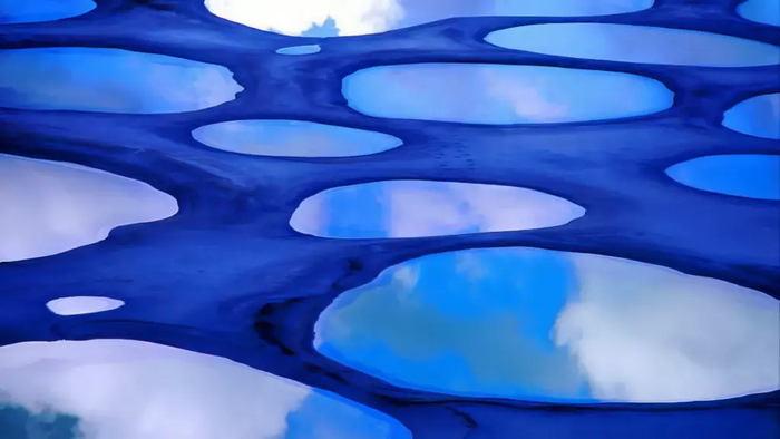 � � �����