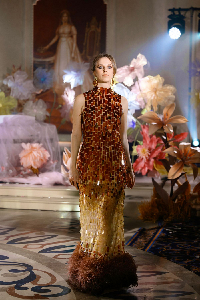 Платье из янтаря возрастом 50 млн лет: чудо России Ювелирные изделия, Мода, Новости, Длиннопост