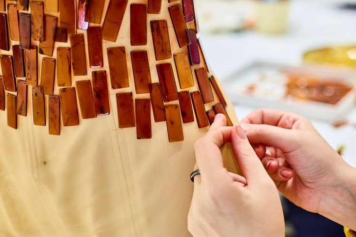 Платье из янтаря возрастом 50 млн лет: чудо России Ювелирные изделия, Мода, Новости, Длиннопост