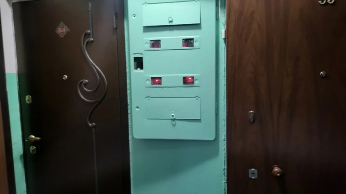 The most vulnerable place in your apartment is outside. - Video monitoring, Protection, Installation, Theft, Apartment, House