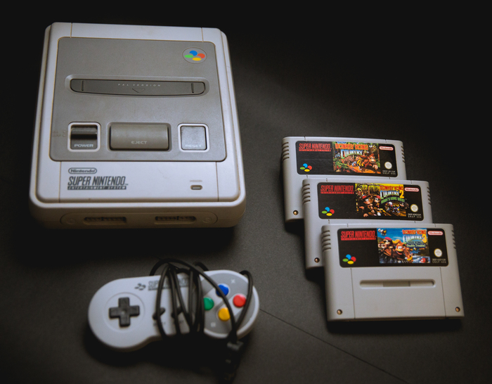 1994. ,     ,  , SNES, Nintendo, Sega Mega Drive, Donkey Kong country, 90-,  90-, -, , 
