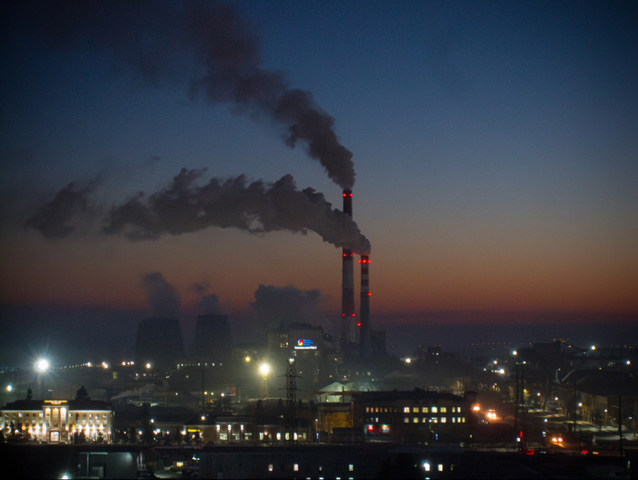 100мм эфр, Iso 800, f/5.8, 1/3s с рук, шумоподавление