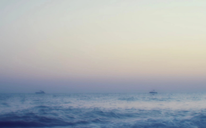 Где-то на Средиземном море. Снято на Nikon Z fc + монокль