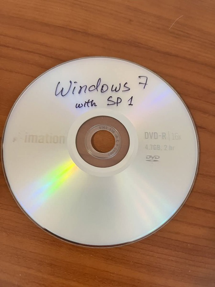 Про политику. И временщиков из неё, аки флюгеры каждые 10-15 лет примерно туда и обратно которые)