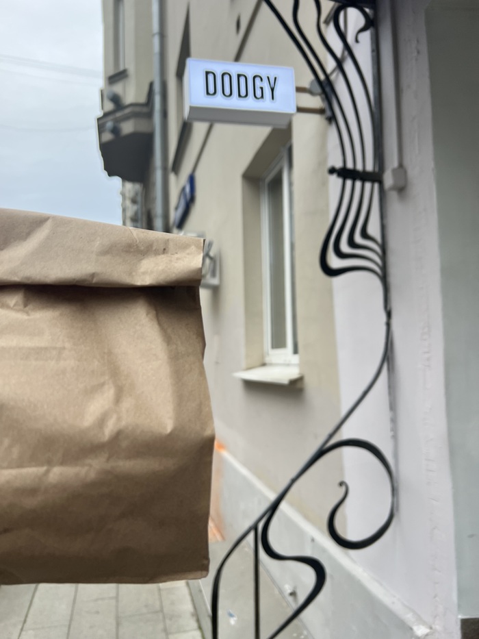 Dodgy  -, ,      , , , 