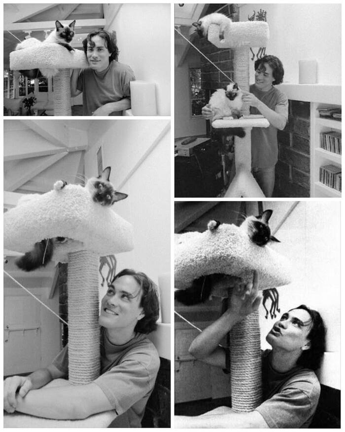 Брэндон Ли у себя дома перед началом съёмок "Ворона".