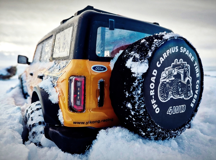 Ford Bronco Yikong 1/8 is a lion in winter RC  , , , , , 
