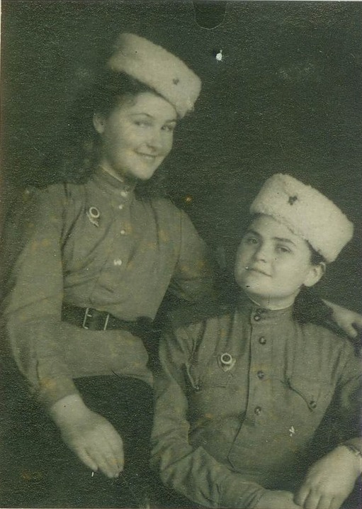 -  2-   (    -   ,    ),   " " , ,  1945 .