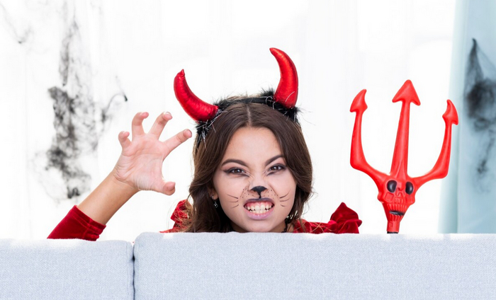 The devil is in the details - идиома, "дьявол в деталях"