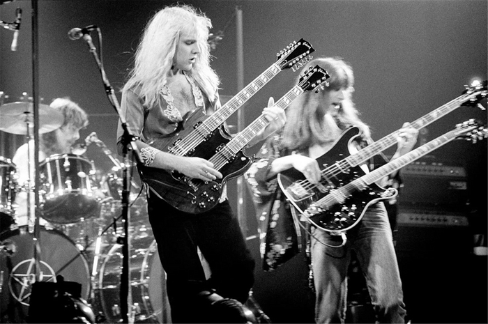 Rush.     "A Farewell to Kings".  140 . 1977.