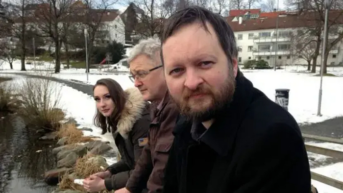 ���� (������) � ����� ����� (� ������) � �������