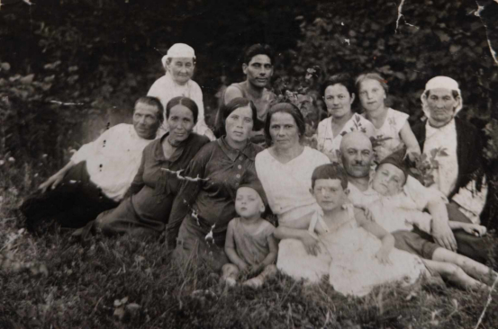 Из семейного архива Флоры Загидуллиной. Пустые Моркваши, 1938 год.