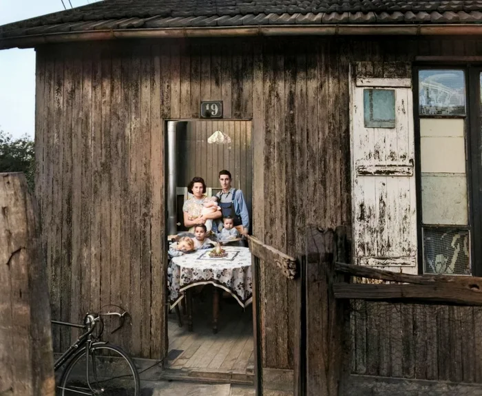 Осколки истории : Интересные и редкие ретро-фотографии Европы. 20 раскрашенных фотографий ХХ века. Часть XVII Историческое фото, 20 век, Старое фото, Фотография, Европа, Греция, Венгрия, Франция, Норвегия, Нидерланды (Голландия), Германия, Италия, Швеция, Швейцария, Португалия, Колоризация, Длиннопост