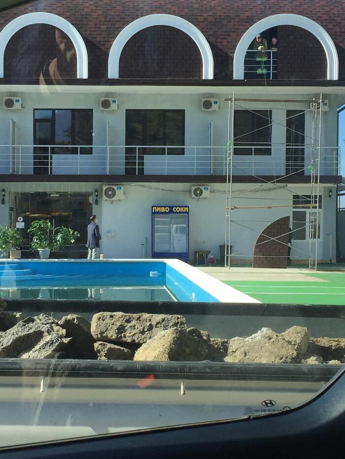 Начальник как всегда не доволен))))