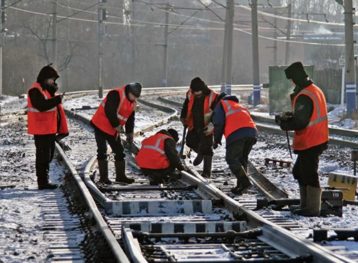 Тайна полосатых планок на железной дороге: зачем они нужны? Познавательно, Безопасность на дорогах, Истории из жизни, 20 век, Хочу все знать, Длиннопост, Техника безопасности Тайна полосатых планок на железной дороге: зачем они нужны? Познавательно, Безопасность на дорогах, Истории из жизни, 20 век, Хочу все знать, Длиннопост, Техника безопасности