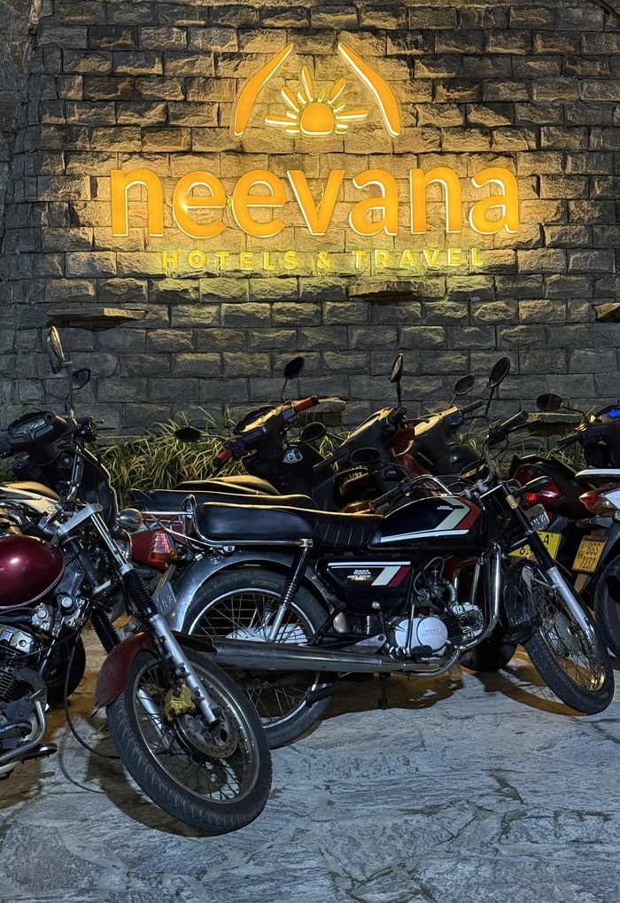 Neevana Hotel Hikkaduwa  -      -! , , , -, ,  ,  ,  , 