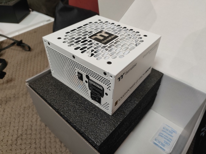       Thermaltake Toughpower GT 750/850W  , Thermaltake, ,  , ,  ,  